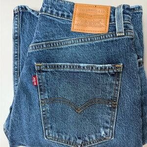 Levi's 70’s High Flare Women’s Jeans - Flare with Distressed Accents - Like new!